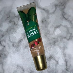 New Liplicious All I Want Is A Cranberry Kiss! Lip Gloss